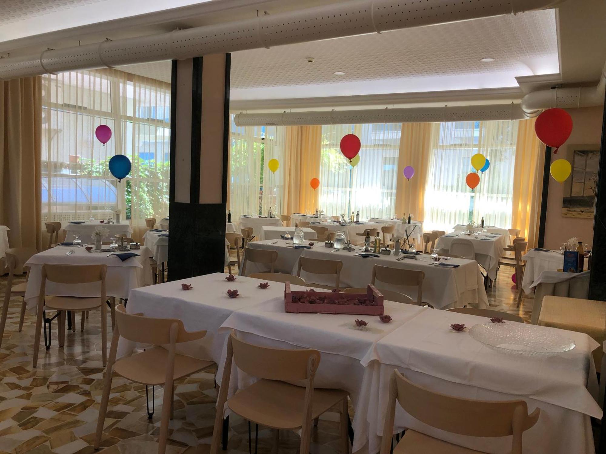 Hotel Lazzarini Bellaria-Igea Marina Luaran gambar